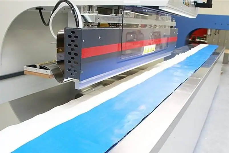 High frequency welding machine used for sealing drop stitch inflatable pool walls in factory